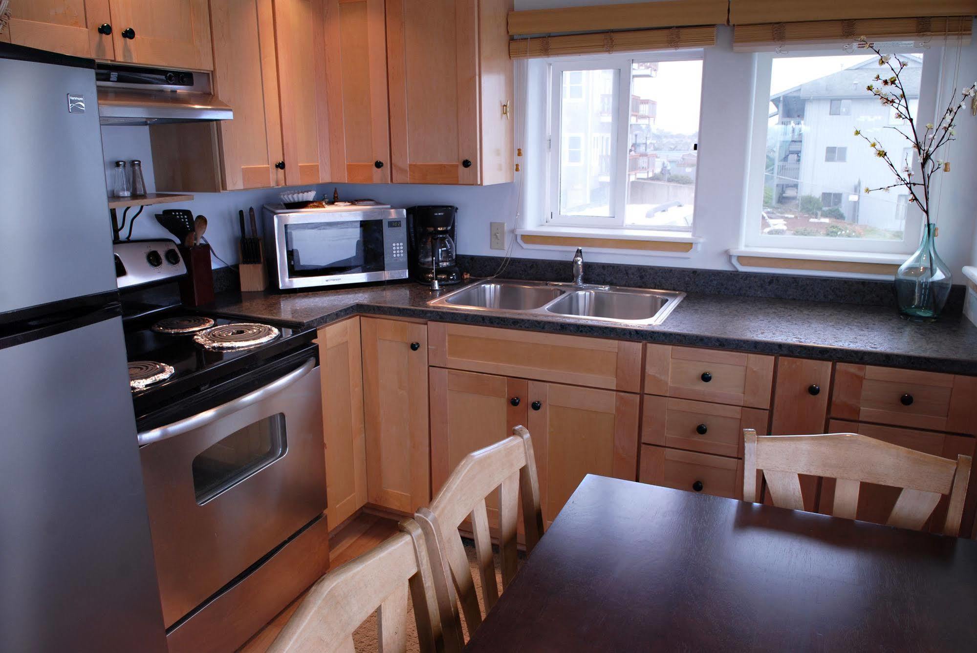 Nye Beach Cottages Tour de Tour de Newport Extérieur photo